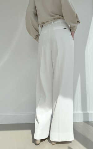 MEGGY PANTS from The Make