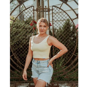 Butter Yellow Organic Cotton Cropped Tank Top (Classic Fit) from TIZZ & TONIC