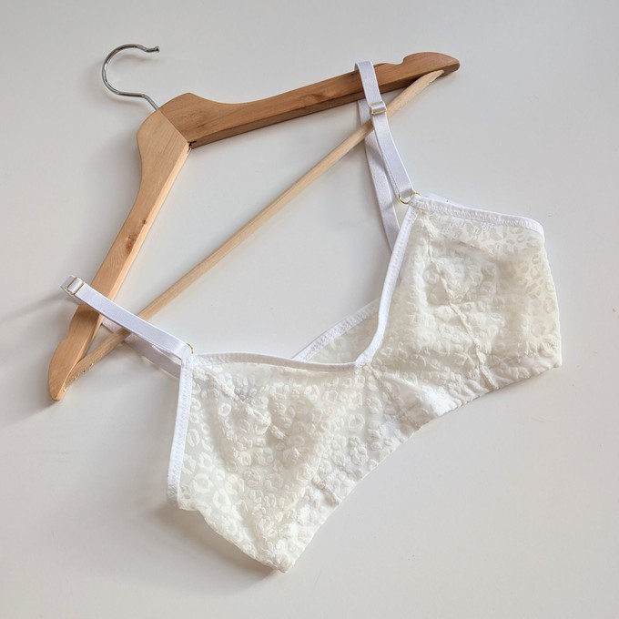Leopard Print Mesh Soda Bralette (White) from TIZZ & TONIC
