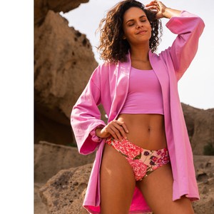 Tulip Organic Cotton Lazy Livin' Robe from TIZZ & TONIC