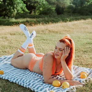 The Apricot Cheeky Starter Kit  from TIZZ & TONIC