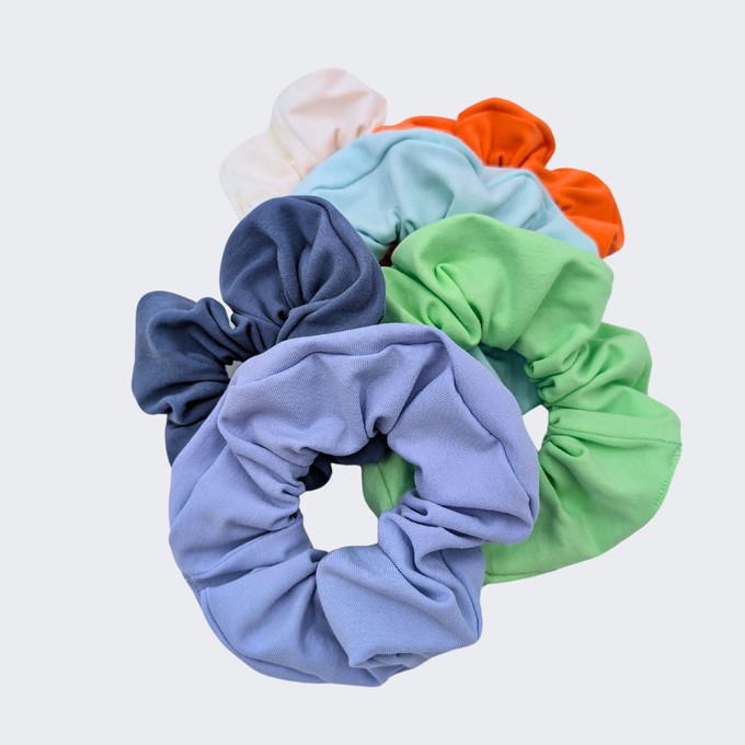 Uni-Colour Organic Cotton Scrunchies from TIZZ & TONIC