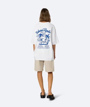 On Vacation Island Radio T-Shirt Wit from UP TO DO GOOD