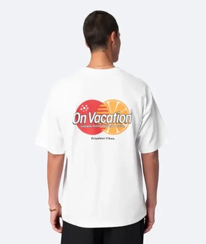 On Vacation Priceless Vibes T-Shirt Wit from UP TO DO GOOD