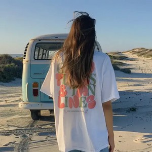 On Vacation Bubbly Good Times T-shirt Wit from UP TO DO GOOD