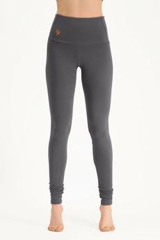 Yoga Leggings Gaia – Charcoal via Urban Goddess