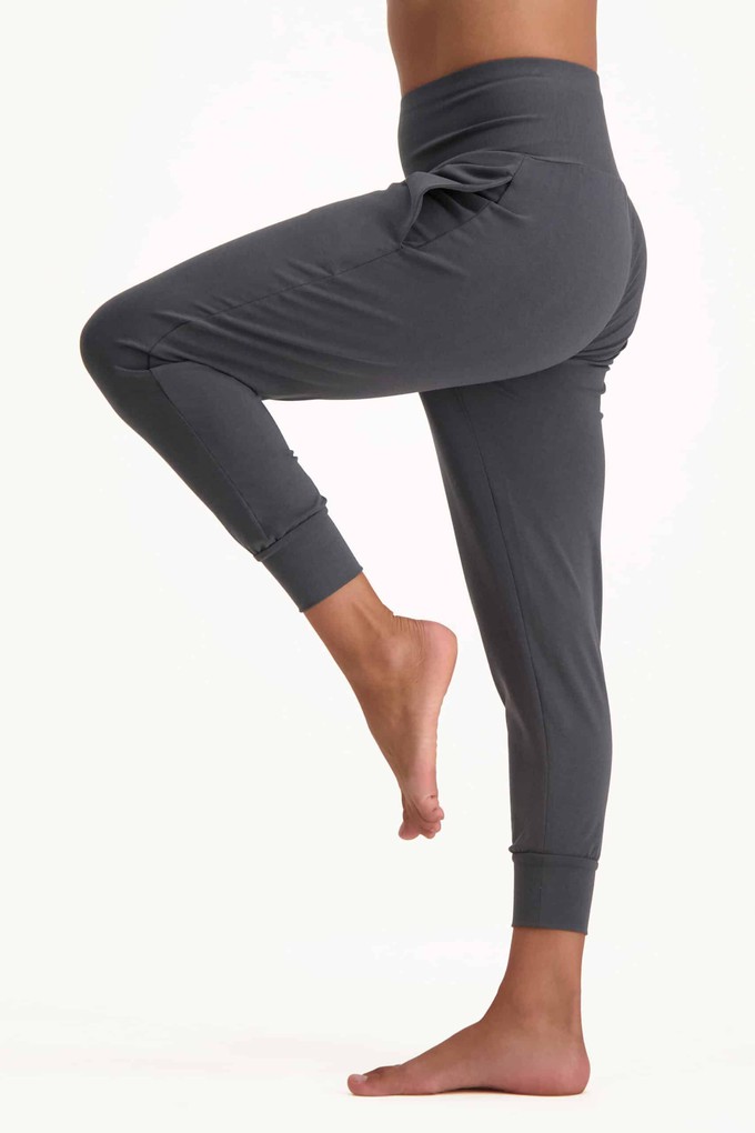 Project Cece  Bhumi Yoga Pants – Charcoal