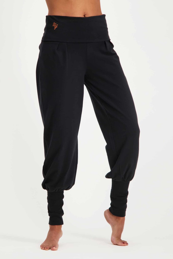 Devi Yoga Pants – Charcoal from Urban Goddess