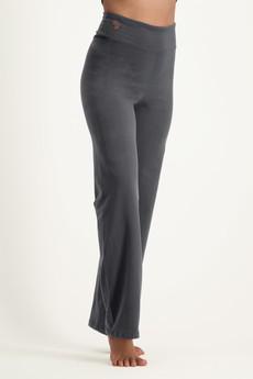 Agni High Waist Yoga Pants – Charcoal via Urban Goddess