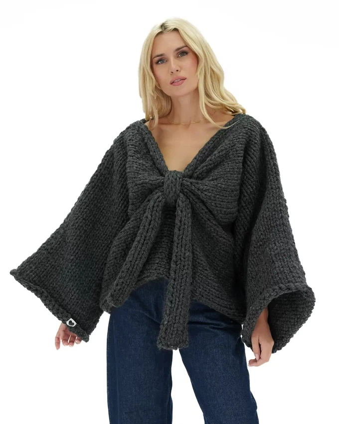 Chunky Bow Sweater - Dark Grey from Urbankissed