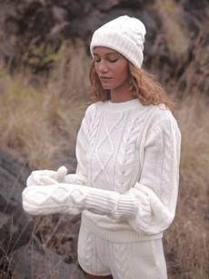 Mohair Beanie and Mittens - White via Urbankissed