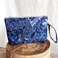 Blue Delft Clutch via Urbankissed