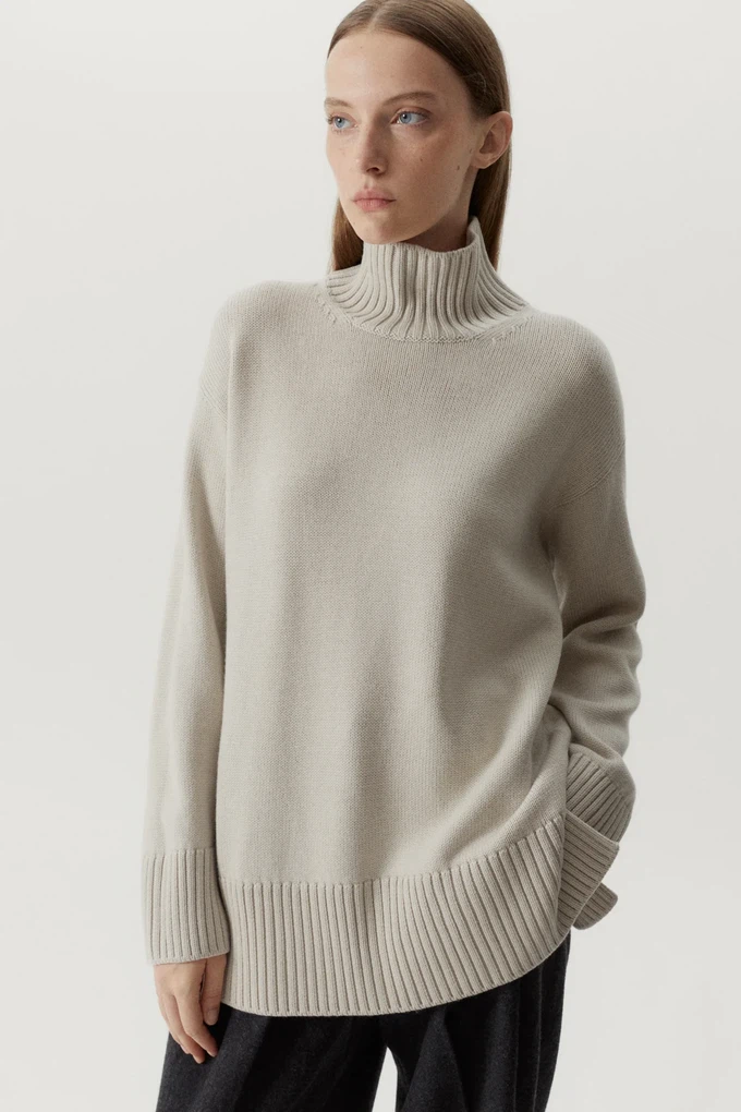 The Merino Wool Oversize High-neck - Pearl from Urbankissed