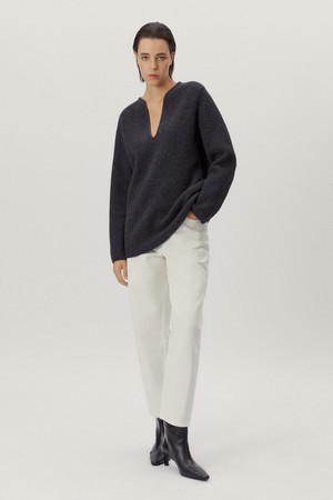 The Woolen Oversize V-neck - Ash Grey from Urbankissed