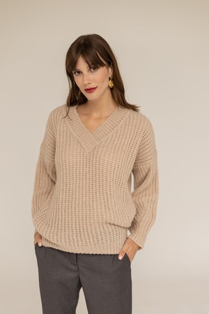 Sweater Victoria Merino Beige from Urbankissed