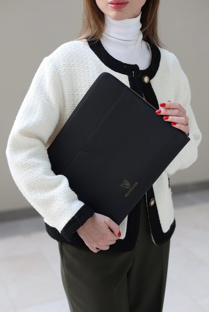 Eden Tech Sleeves from Veganologie Eden Tech Sleeves from Veganologie