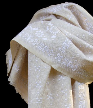Nakshi Kantha scarf Classic White from Via India