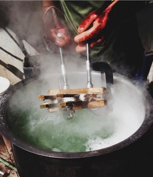 Silk scarf pink hand dyed from Via India