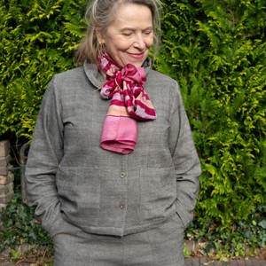 Silk scarf pink hand dyed from Via India