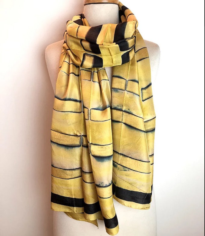 Silk scarf yellow-black hand dyed from Via India