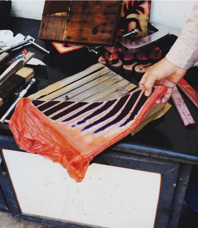 Silk scarf yellow-black hand dyed from Via India