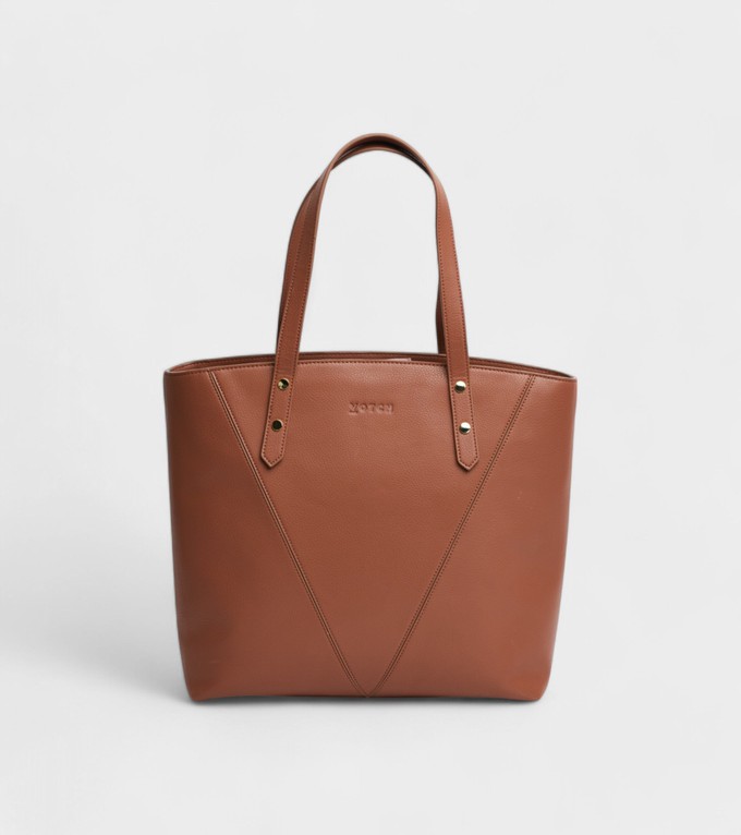 Honor Tote in Brown with FREE Elia card holder and Raya Keyring from Votch