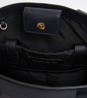 Honor Tote in Black with FREE Elia card holder and Raya Keyring from Votch