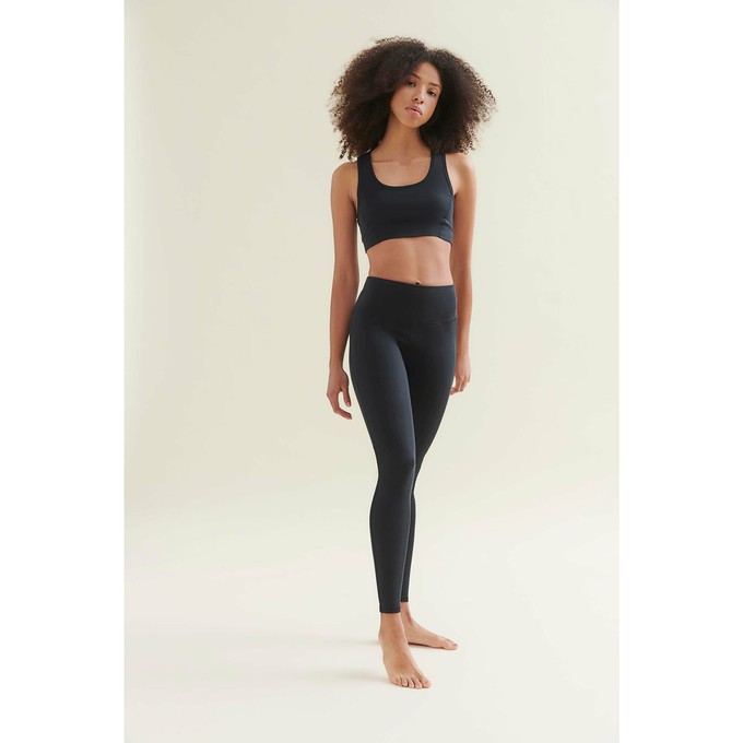 Easy Pocket Leggings - Caviar Black from Wellicious