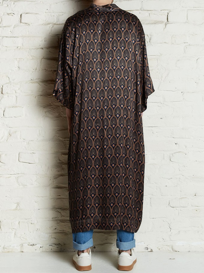 Kalle Kimono metropolis from Yahmo