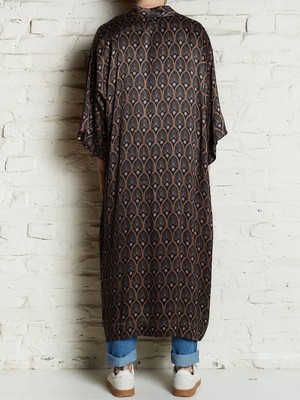 Kalle Kimono metropolis from Yahmo
