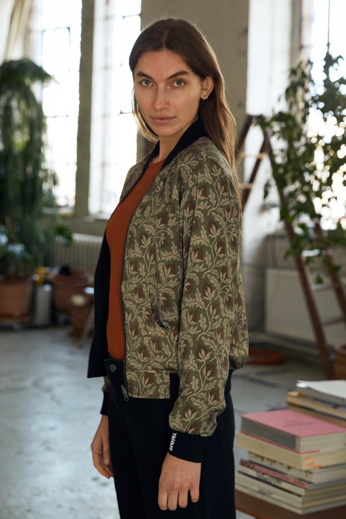 Ruth Reversible Bomber Jacket chestnut/black from Yahmo