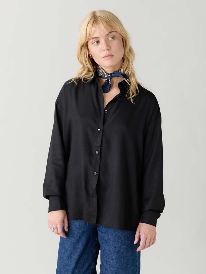 Mona Shirt Black from Yahmo