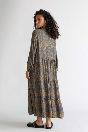 Day-To-Night Dress ikebana from Yahmo