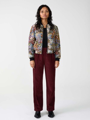 Marta Pants wine from Yahmo