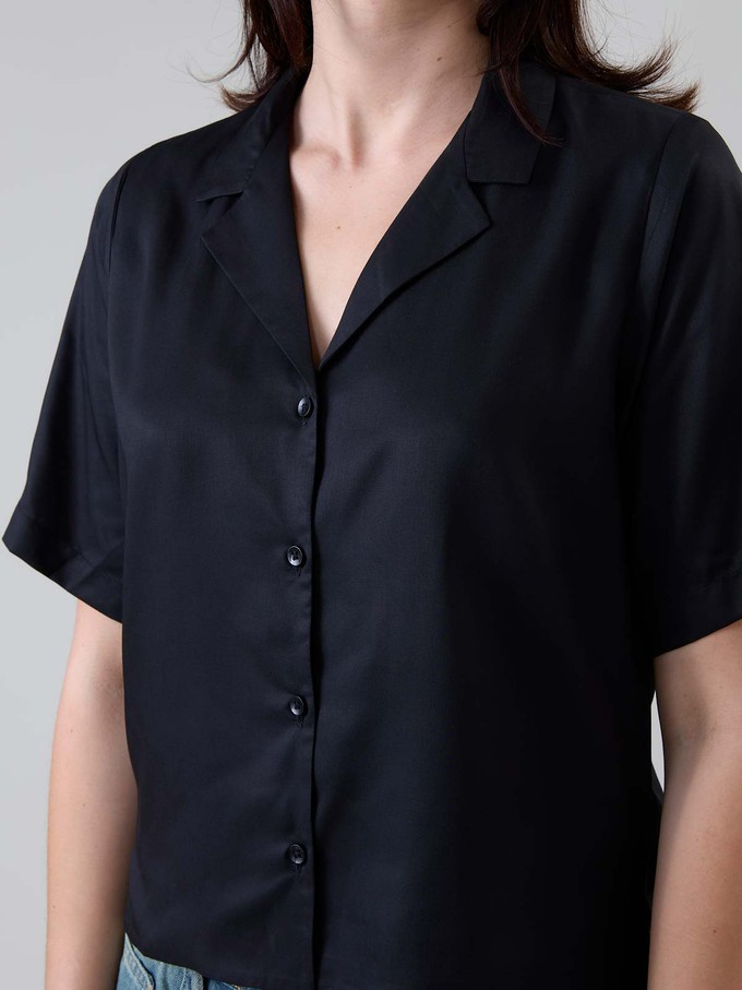 Elfie Shirt black from Yahmo