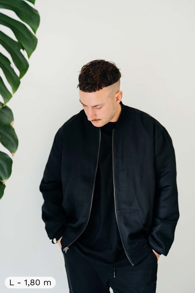bouquet/black Reversible Sofa Bomber from Yahmo