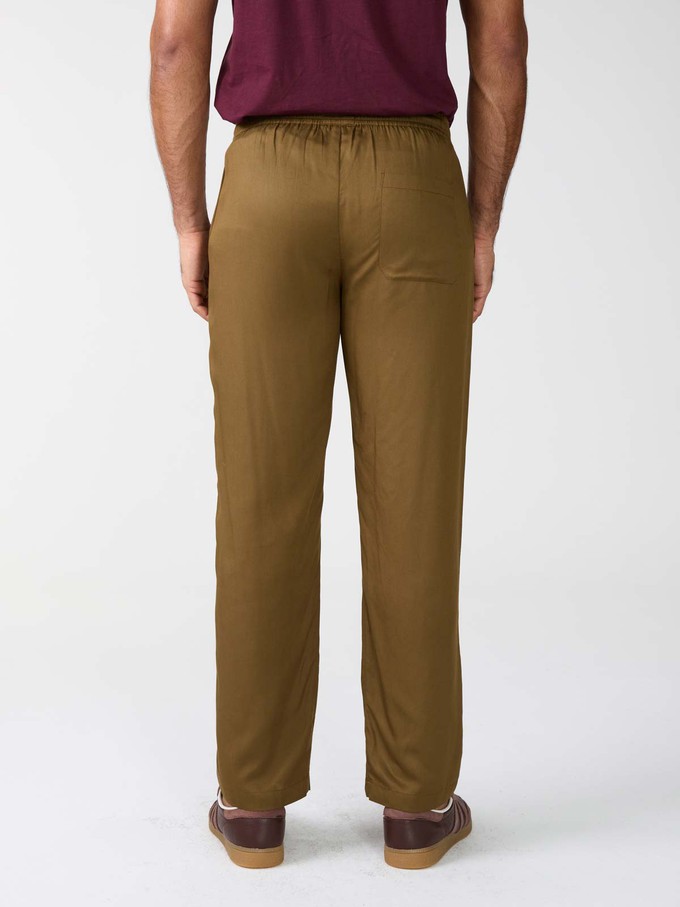 Walter Pants brown from Yahmo