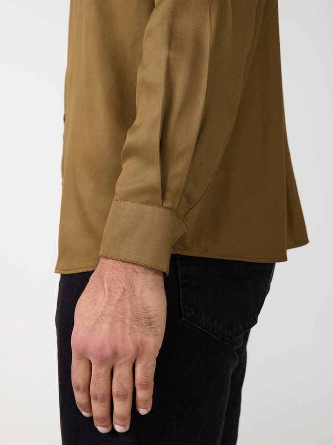 Hans Shirt brown from Yahmo