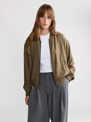 Lene Reversible Bomber Jacket Leo/Olive from Yahmo