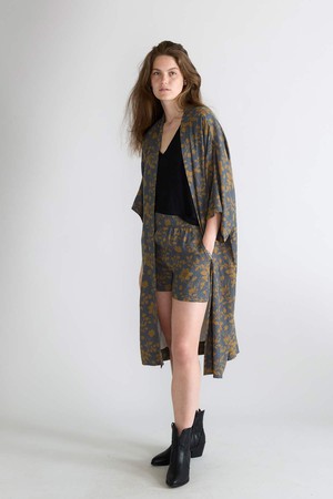Rosi Shorts ikebana from Yahmo