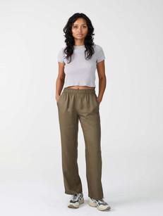Hilde Pants olive via Yahmo