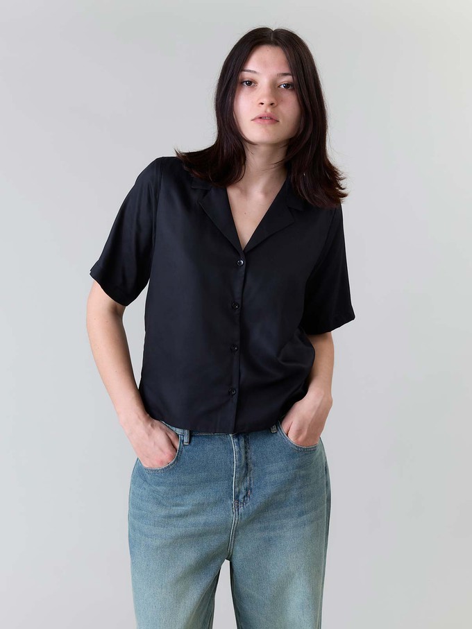 Elfie Shirt black from Yahmo