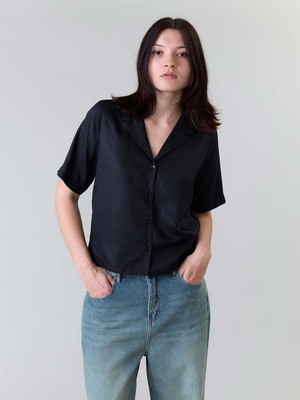 Elfie Shirt black from Yahmo