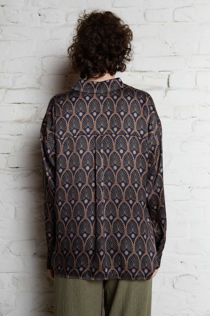 Mona Shirt metropolis from Yahmo