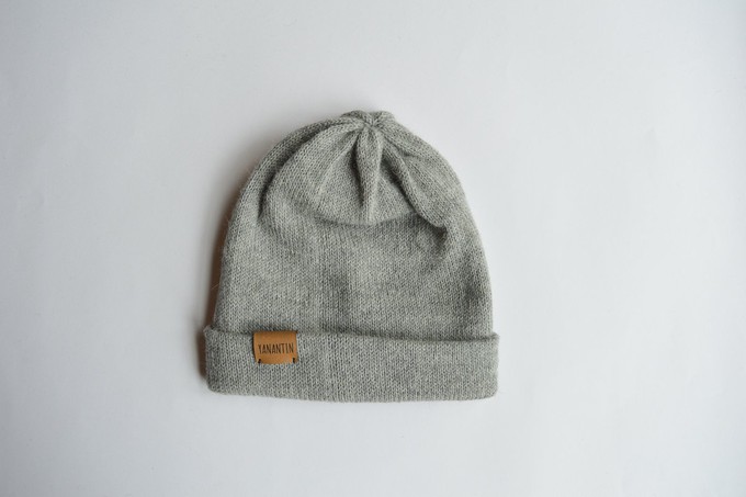 Knitted Hat | Silvery Grey | 100% Alpaca Wool from Yanantin Alpaca